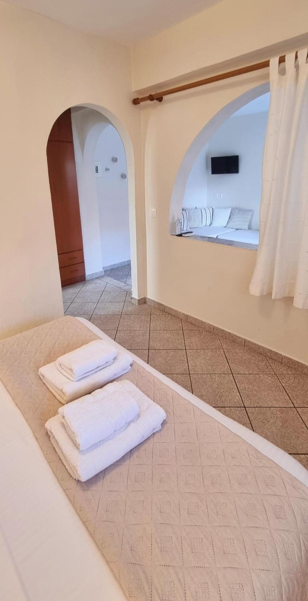 Ammos Kalamitsi Apartment Luaran gambar
