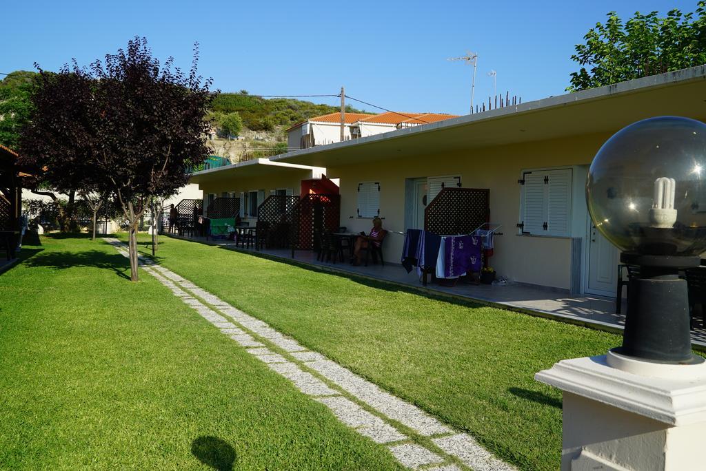 Ammos Kalamitsi Apartment Luaran gambar